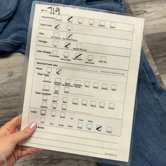 Levi's 550 Mid Wash Blue Mens 42x32 Red Tab Straight Relaxed Fit Denim Jeans EUC - Picture 8 of 12